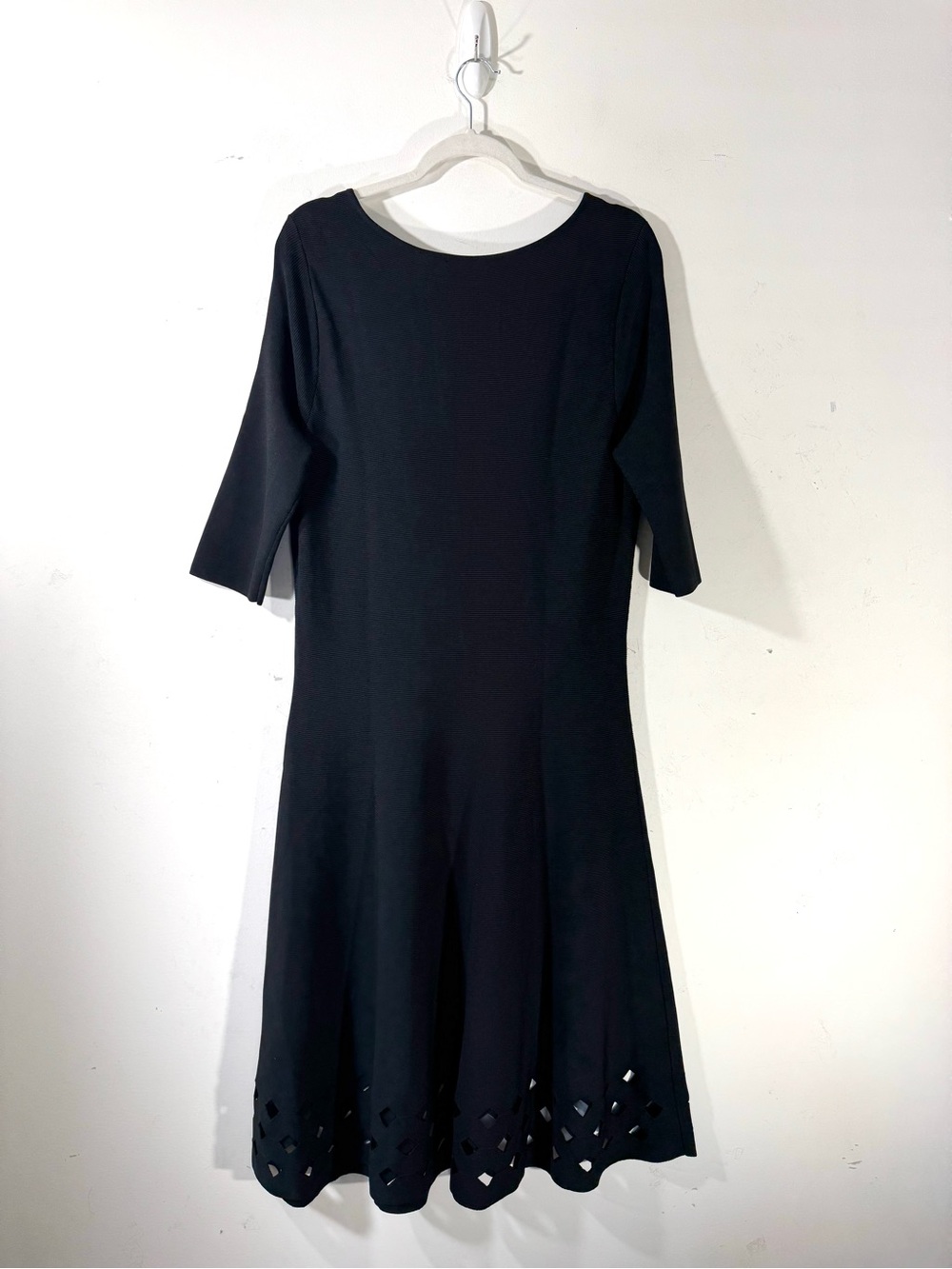 Nic+Zoe Black Time Out Twirl Midi Dress Laser cut out Large - Picture 6 of 9